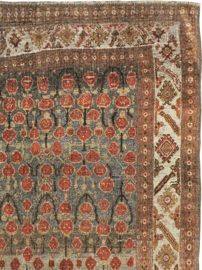 Antique Persian Bidjar Rug, No.23670 - Galerie Shabab