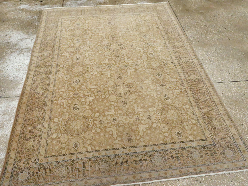 Antique Persian Tabriz Rug, No.23671 - Galerie Shabab