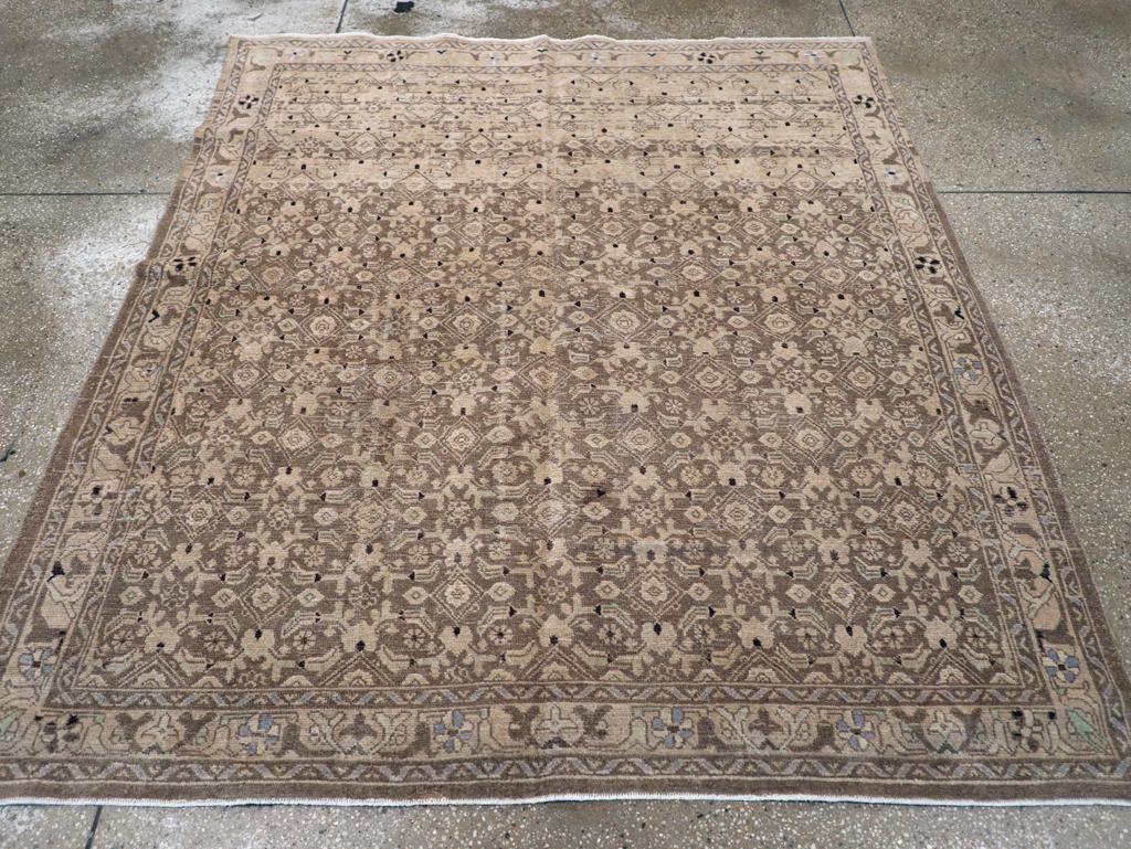 Vintage Persian Malayer Square Rug, No.23674 - Galerie Shabab