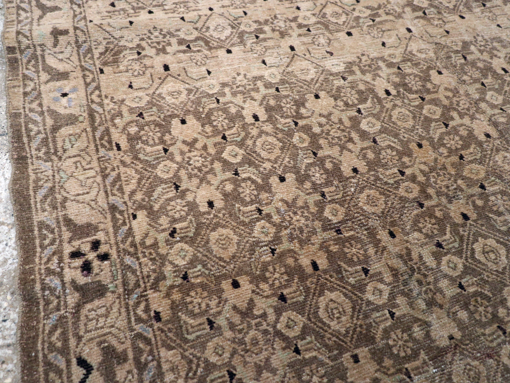 Vintage Persian Malayer Square Rug, No.23674 - Galerie Shabab