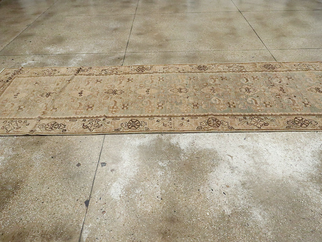 Vintage Persian Malayer Runner, No.23681 - Galerie Shabab