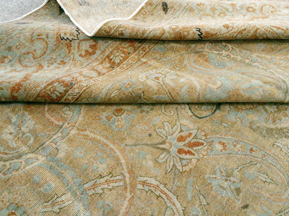 Antique Persian Tabriz Carpet, No.23683 - Galerie Shabab