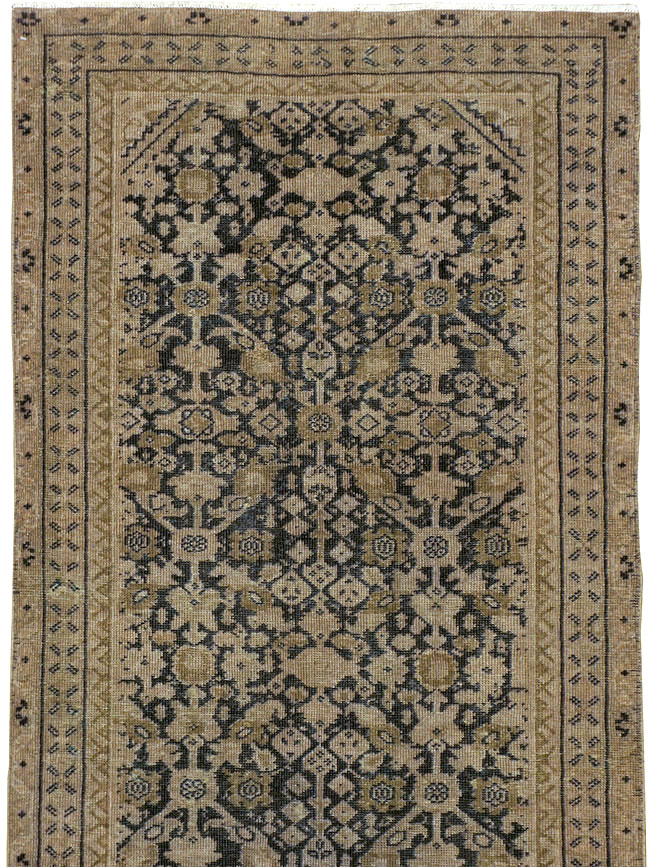 Vintage Persian Malayer Runner, No.23686 - Galerie Shabab