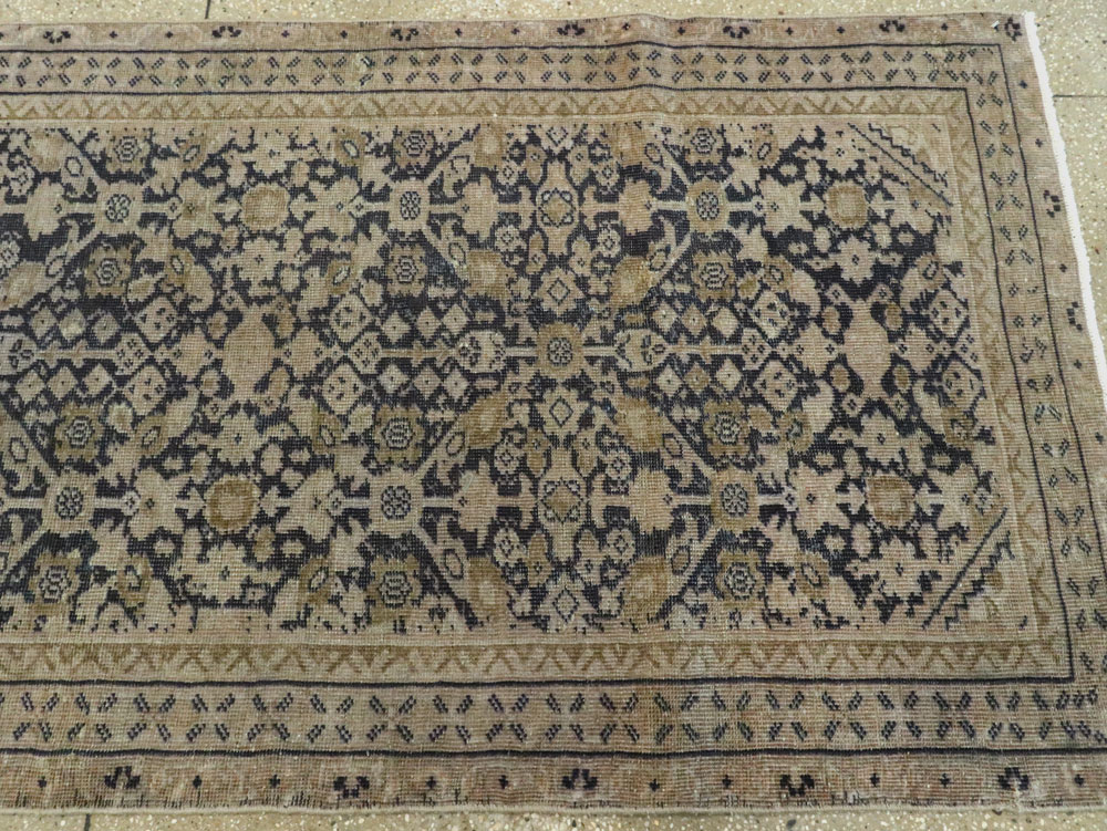 Vintage Persian Malayer Runner, No.23686 - Galerie Shabab