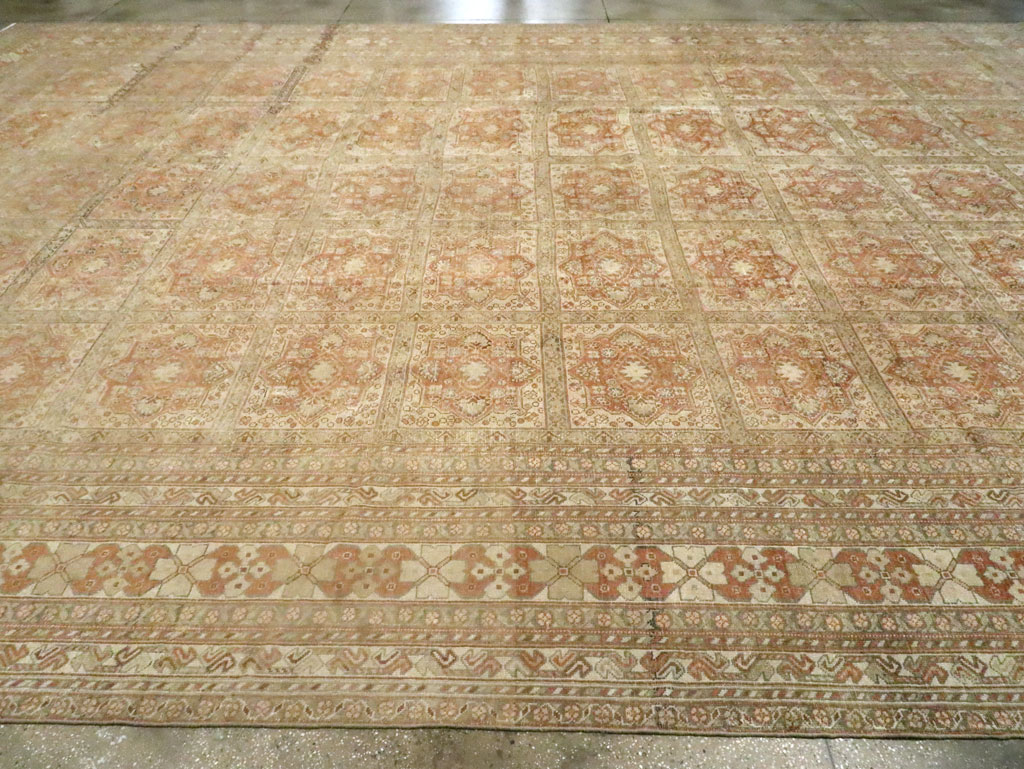 Antique Persian Afshar Carpet, No.23692 - Galerie Shabab