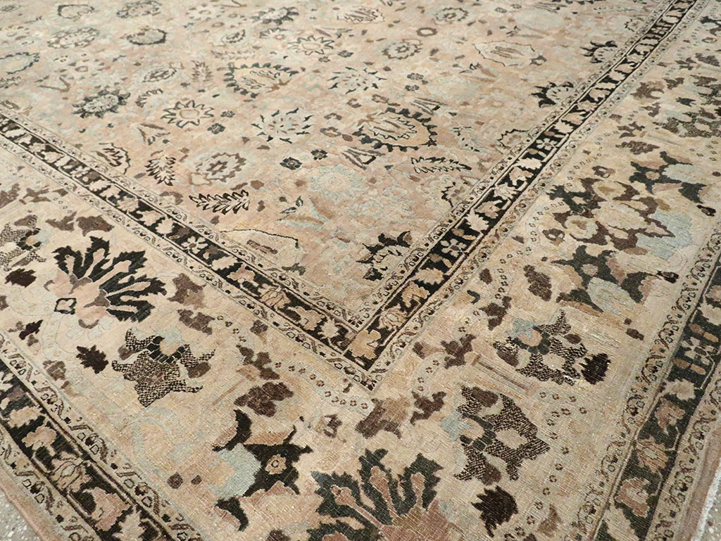 Antique Persian Mashad Room Size Carpet, No.23694 - Galerie Shabab