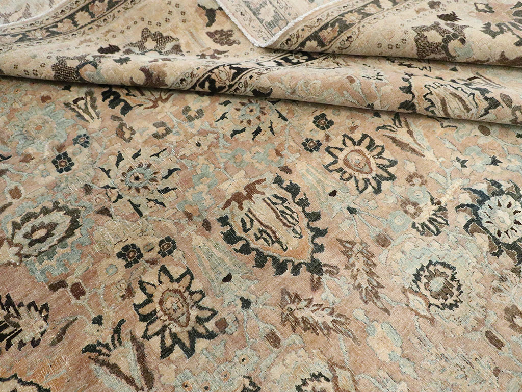 Antique Persian Mashad Room Size Carpet, No.23694 - Galerie Shabab