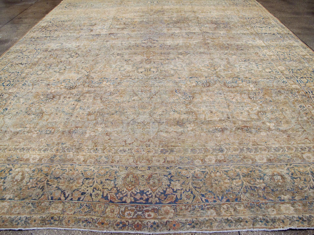 Antique Persian Lavar Kerman Carpet, No.23704 - Galerie Shabab