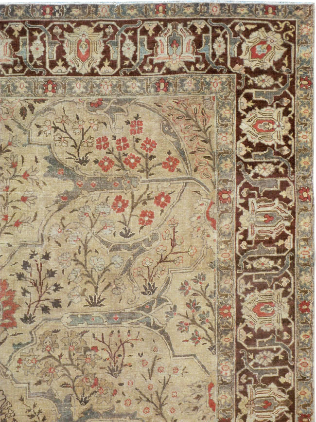 Antique Persian Tabriz Carpet, No.23715 - Galerie Shabab