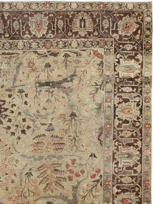 Antique Persian Tabriz Carpet, No.23715 - Galerie Shabab