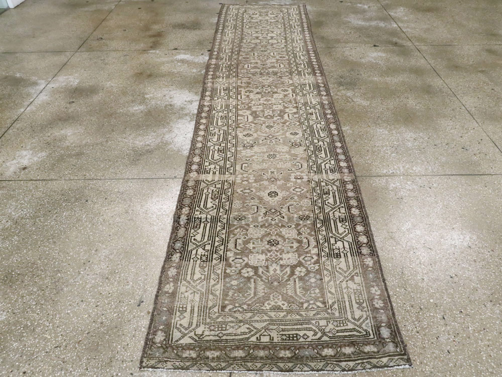 Antique Persian Malayer Runner, No.23716 - Galerie Shabab
