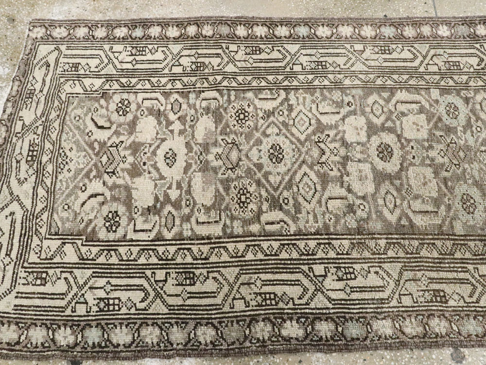 Antique Persian Malayer Runner, No.23716 - Galerie Shabab