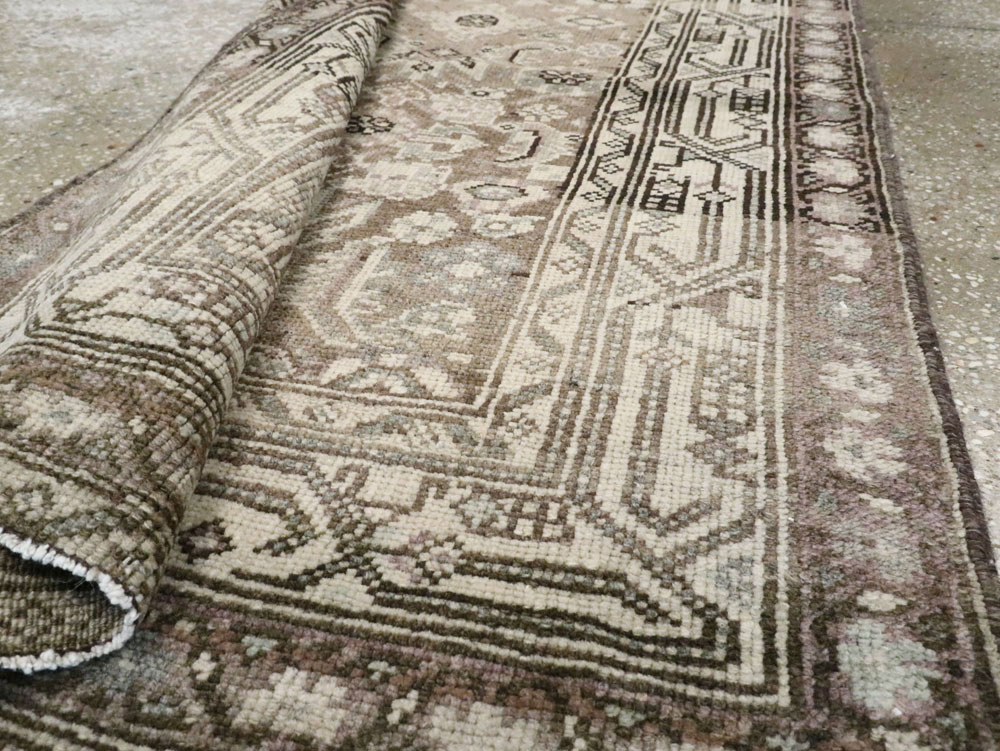 Antique Persian Malayer Runner, No.23716 - Galerie Shabab