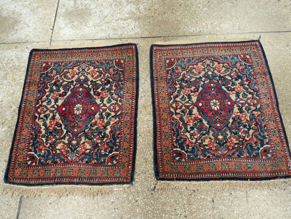 Antique Persian Souf Kashan Rug (Pair: 1 of 2), No.23718 - Galerie Shabab