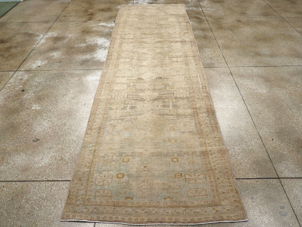 Antique Persian Kurd Bidjar Runner, No.23726 - Galerie Shabab