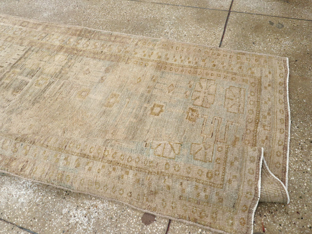 Antique Persian Kurd Bidjar Runner, No.23726 - Galerie Shabab