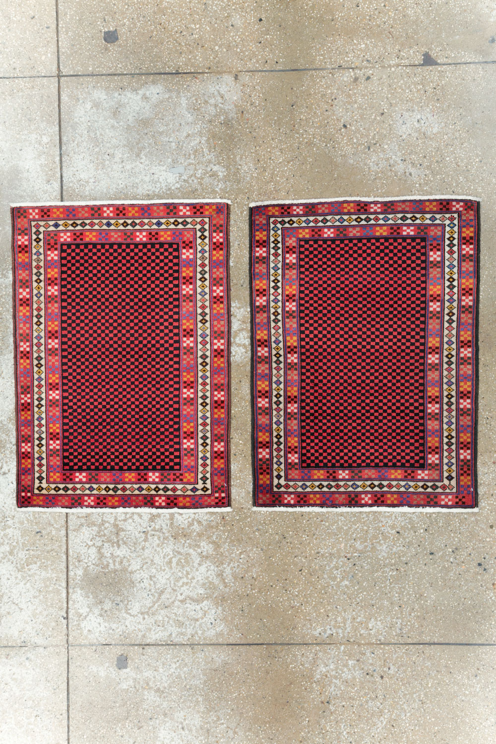 Vintage Persian Malayer Modernist Rug, No.23732 - Galerie Shabab