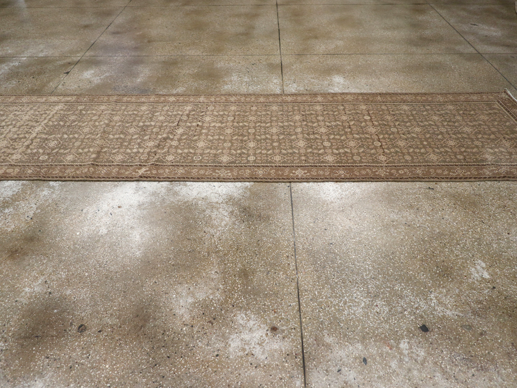 Vintage Persian Malayer Runner, No.23734 - Galerie Shabab