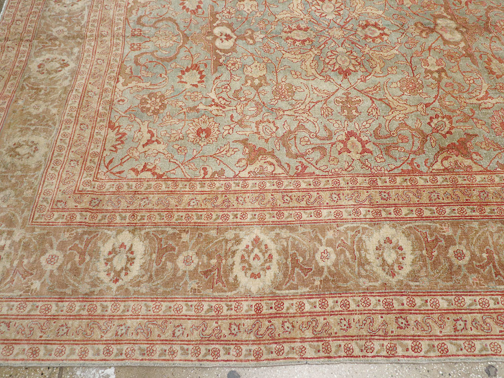 Antique Persian Tabriz Carpet, No.23735 - Galerie Shabab