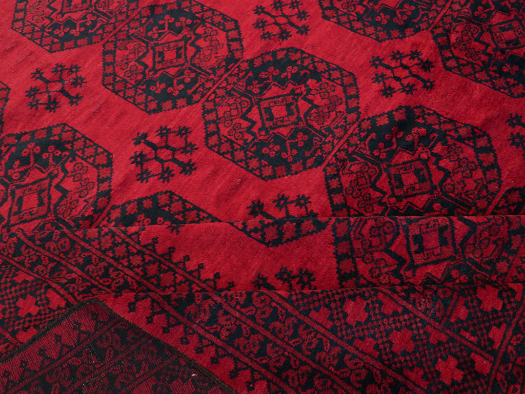 Vintage Central Asian Bokhara Room Size Carpet, No.23750 - Galerie Shabab