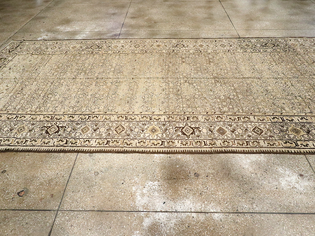 Vintage Persian Malayer Gallery Carpet, No.23764 - Galerie Shabab