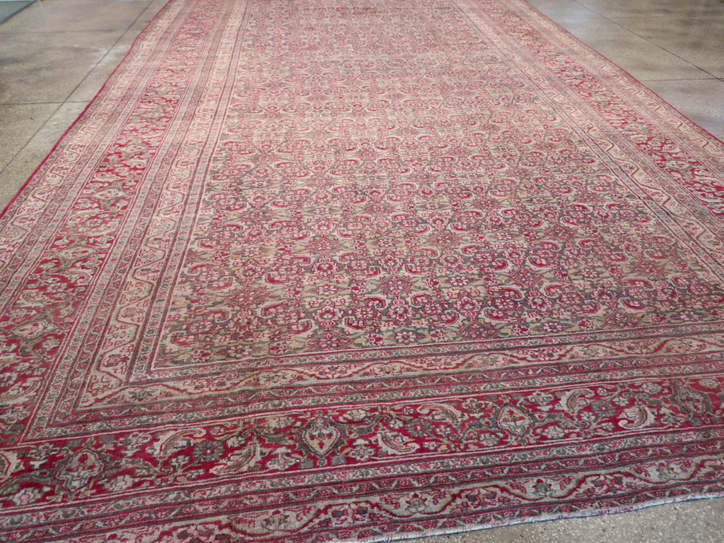 Antique Persian Mashad Long and Narrow Gallery Carpet, No.23767 - Galerie Shabab