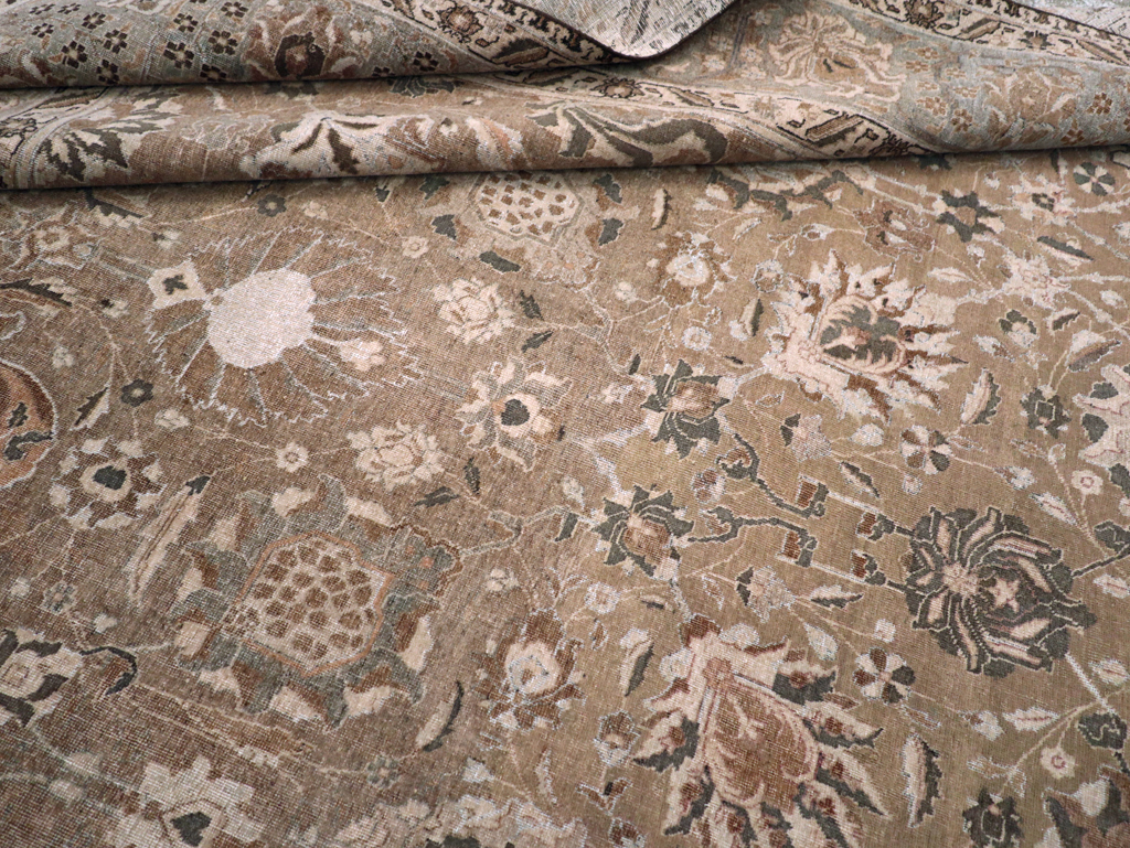 Vintage Persian Tabriz Carpet, No.23771 - Galerie Shabab