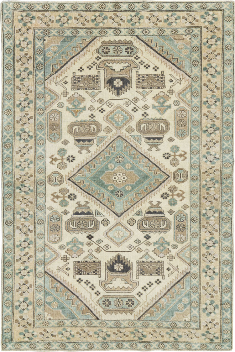 Vintage Persian Ardebil Rug, No.23782 - Galerie Shabab
