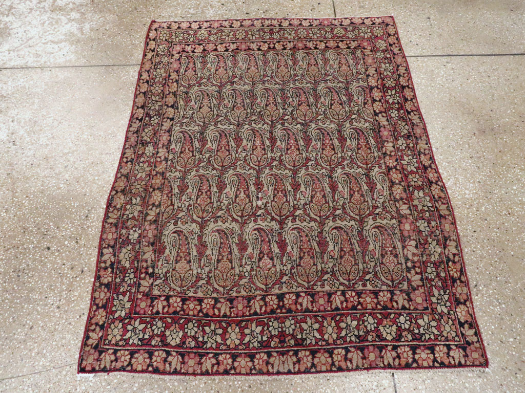 Antique Persian Lavar Kerman Rug, No.23792 - Galerie Shabab