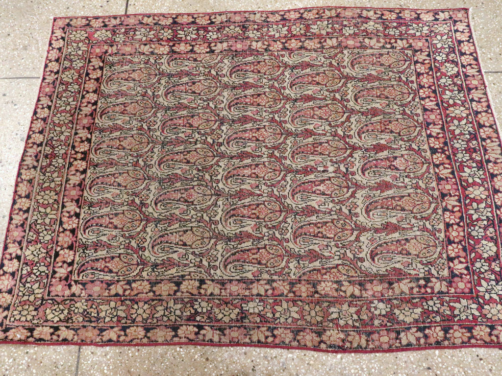 Antique Persian Lavar Kerman Rug, No.23792 - Galerie Shabab