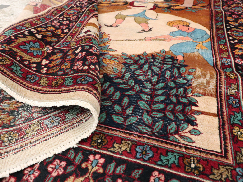 Vintage Indian Lahore Pictorial Rug, No.23797 - Galerie Shabab