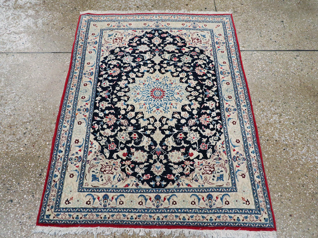 Vintage Persian Nain Rug, No.23799 - Galerie Shabab