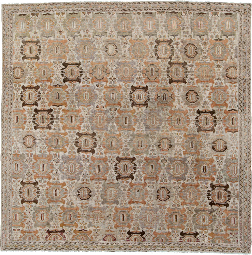 Antique Persian Malayer Square Carpet, No.23800 - Galerie Shabab