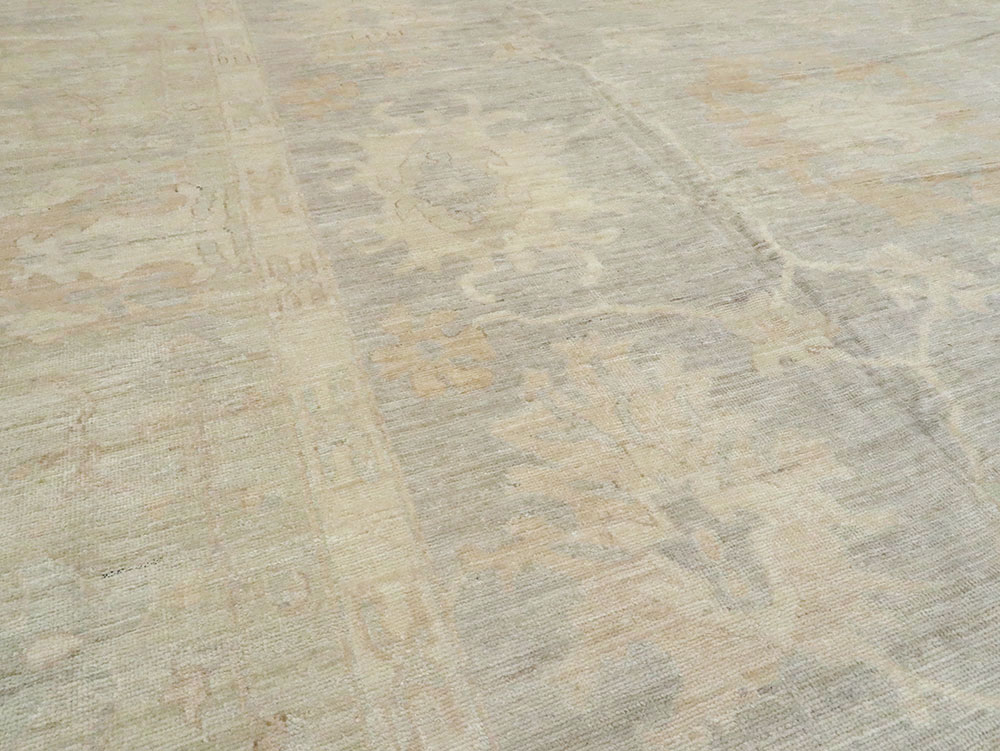 Vintage Turkish Oushak Carpet, No.23802 - Galerie Shabab