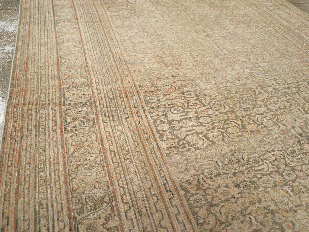 Antique Persian Dorokhsh Gallery Carpet, No.23813 - Galerie Shabab