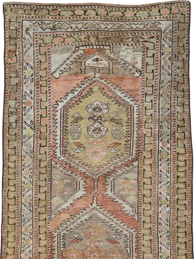 Antique Persian Malayer Runner, No.23814 - Galerie Shabab