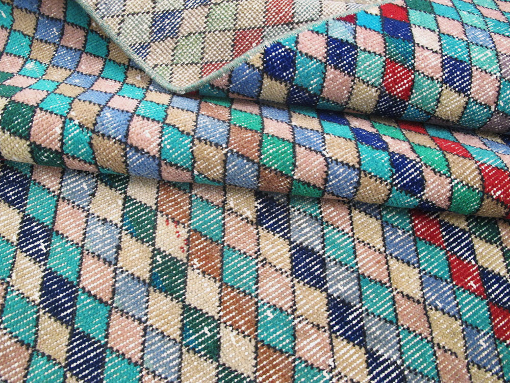 Vintage Turkish Anatolian Carpet, No.23815 - Galerie Shabab