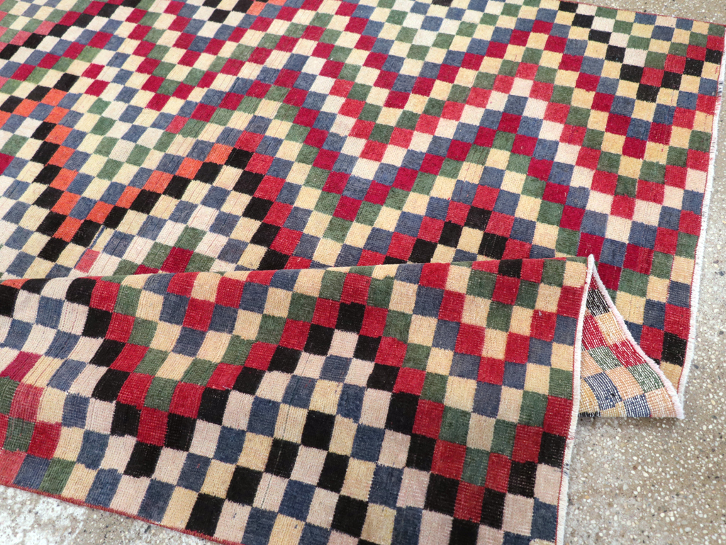 Vintage Turkish Anatolian Accent Rug, No.23816 - Galerie Shabab
