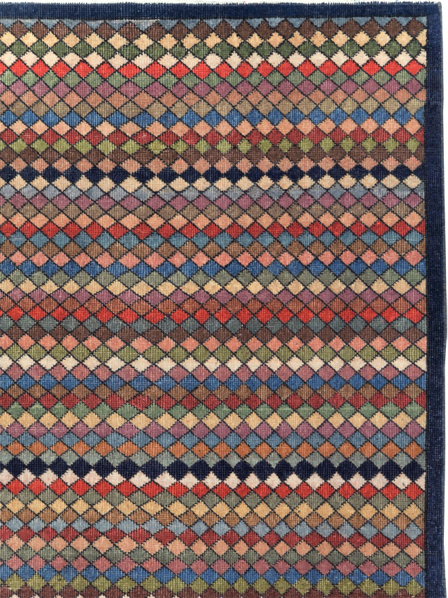 Vintage Turkish Anatolian Accent Carpet, No.23820 - Galerie Shabab