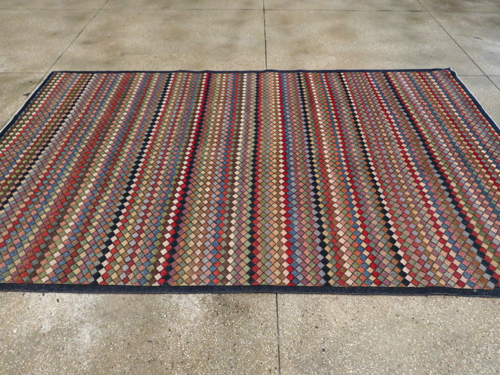 Vintage Turkish Anatolian Accent Carpet, No.23820 - Galerie Shabab