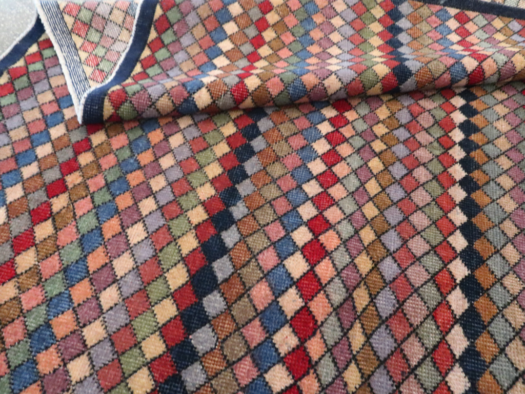 Vintage Turkish Anatolian Accent Carpet, No.23820 - Galerie Shabab