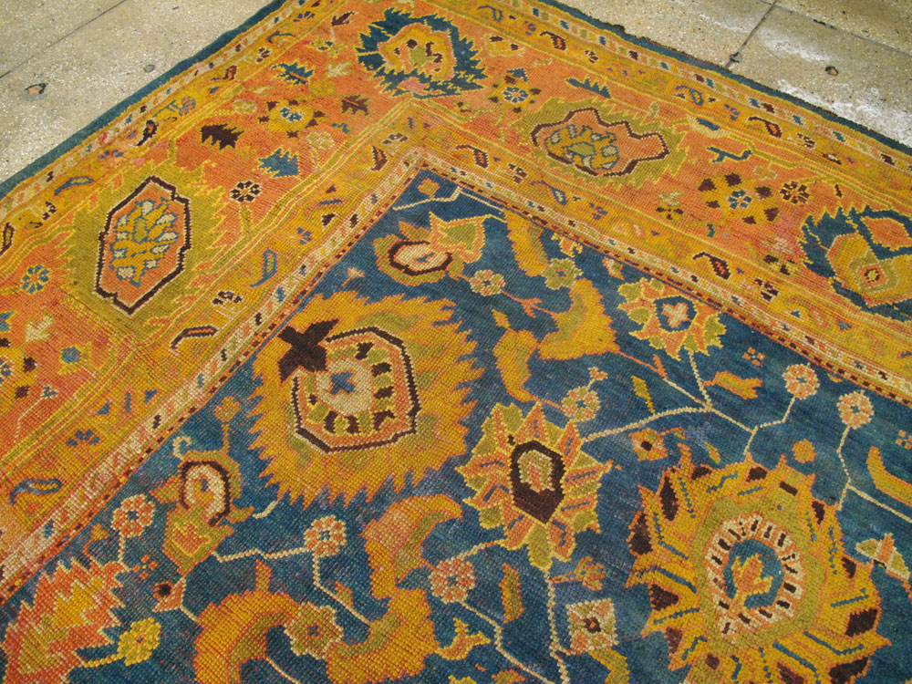 Antique Turkish Oushak Carpet, No.23838 - Galerie Shabab