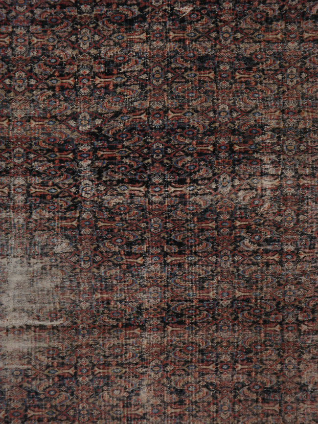 Distressed Mahal Antique Rug, No.23842 - Galerie Shabab