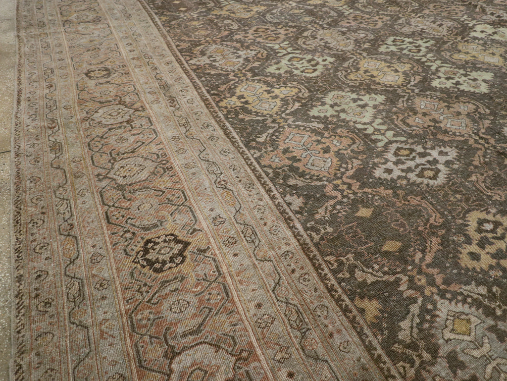 Antique Persian Mahal Oversize Carpet, No.23845 - Galerie Shabab