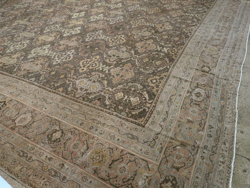 Antique Persian Mahal Oversize Carpet, No.23845 - Galerie Shabab