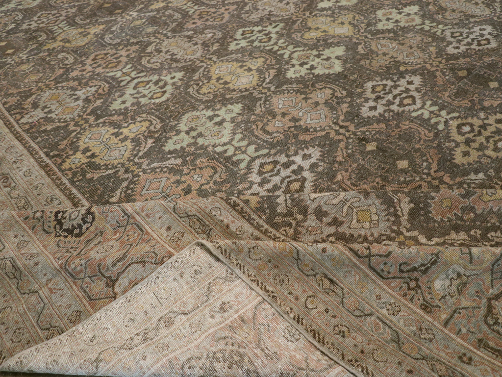 Antique Persian Mahal Oversize Carpet, No.23845 - Galerie Shabab