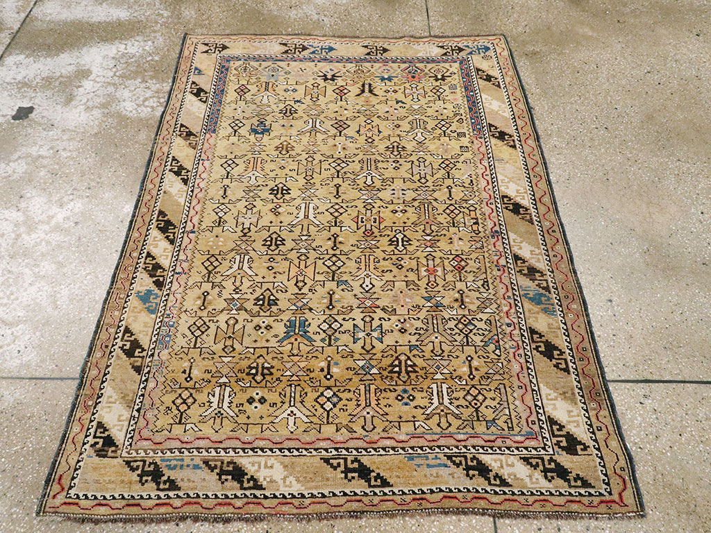 Antique Caucasian Kuba Rug, No.23846 - Galerie Shabab