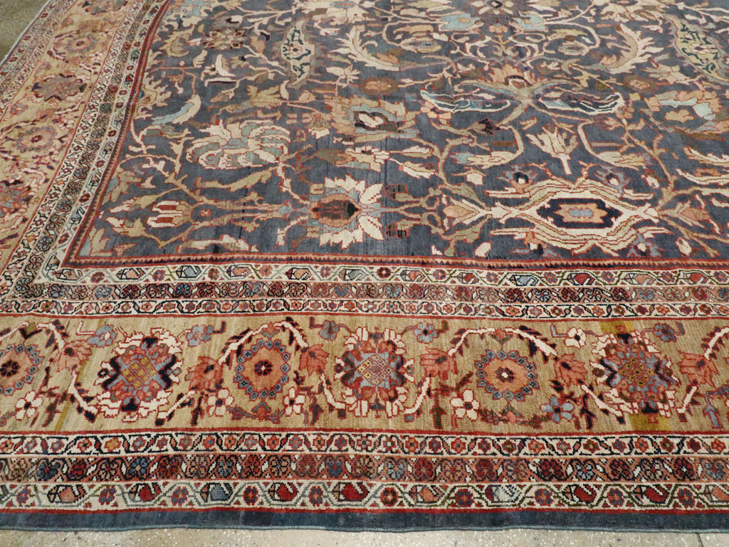 Antique Persian Sultanabad Carpet, No.23882 - Galerie Shabab