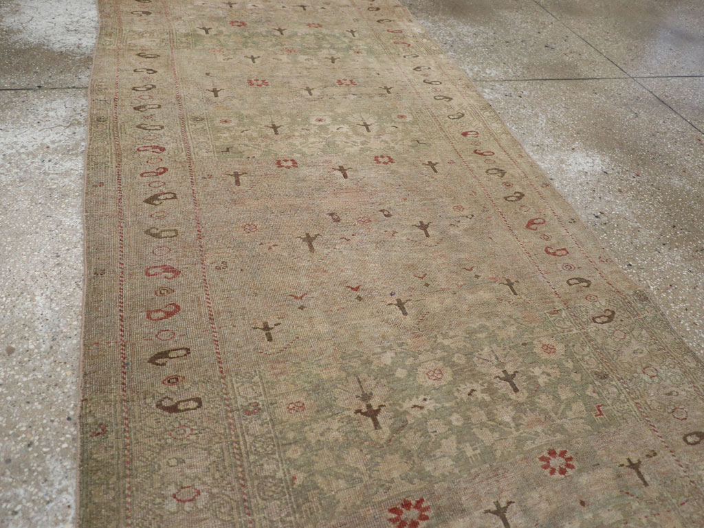 Antique Persian Bidjar Runner, No.23903 - Galerie Shabab