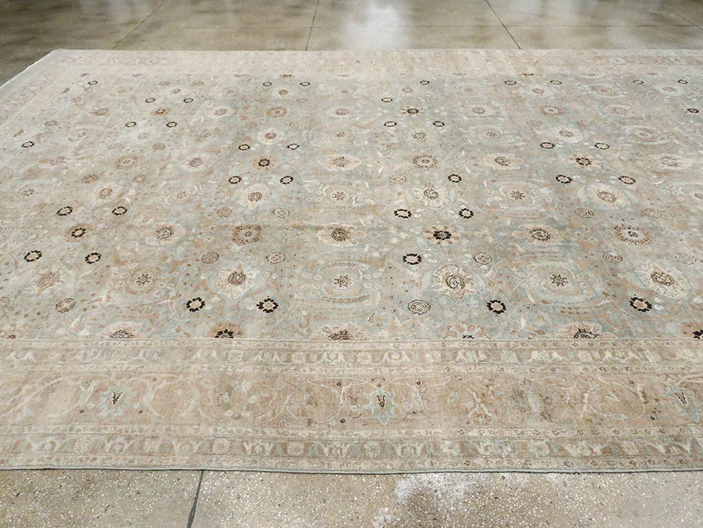 Antique Tabriz Persian Carpet, No.23907 - Galerie Shabab